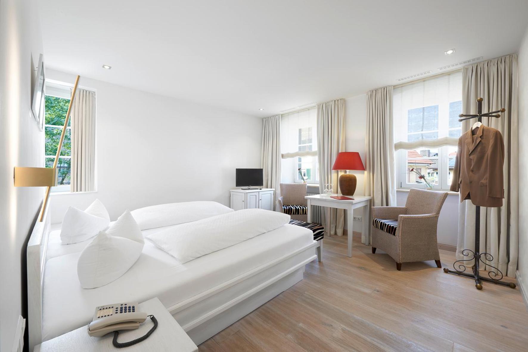 Hotel Krone 4*
